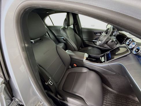 Used 2025 Mercedes-Benz C 300 4MATIC Sedan image 28
