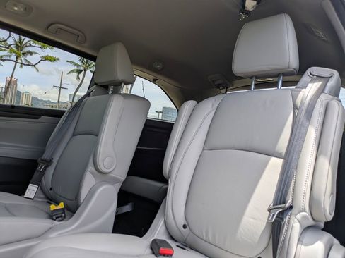 Used 2019 Honda Odyssey EX-L image 15