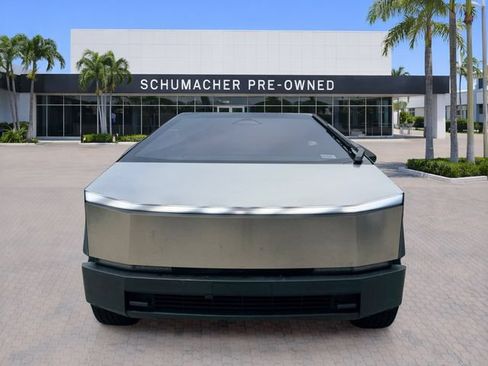 Used 2024 Tesla Cybertruck AWD Crew Cab image 2