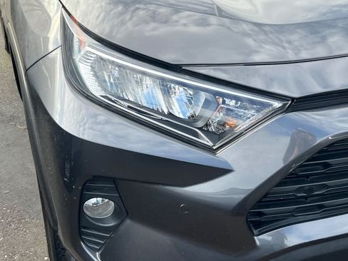 Used 2021 Toyota RAV4 XLE Premium AWD/4WD image 14