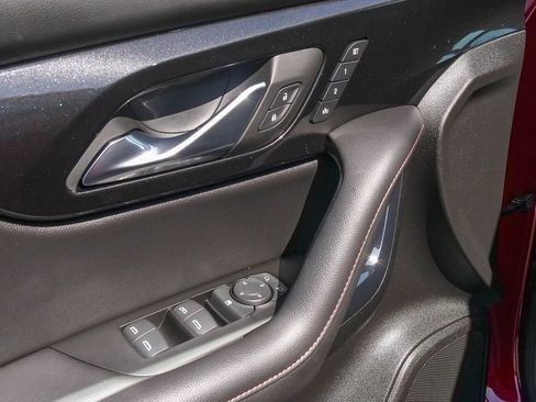 Used 2023 Chevrolet Blazer RS w/ Driver Confidence II Package FWD image 19