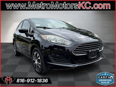 Used 2018 Ford Fiesta SE FWD image 8