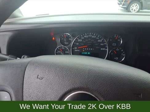 Used 2019 GMC Savana 2500 w/ Driver Convenience Package image 26