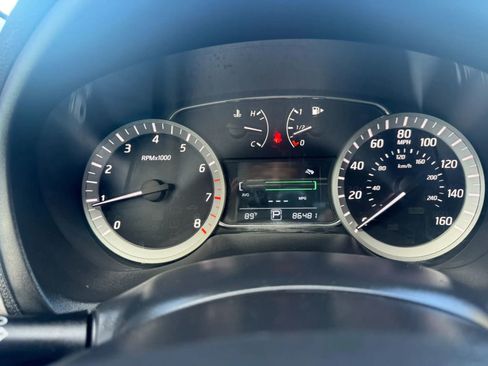 Used 2014 Nissan Sentra SR FWD image 17