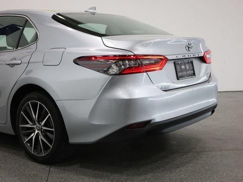 Used 2023 Toyota Camry XLE w/ Cold Weather Package AWD/4WD image 10