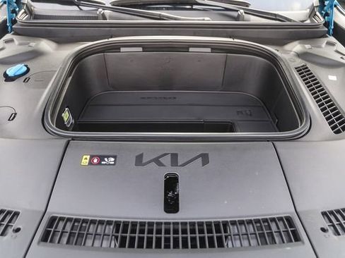 New 2026 Kia EV9 Wind image 26