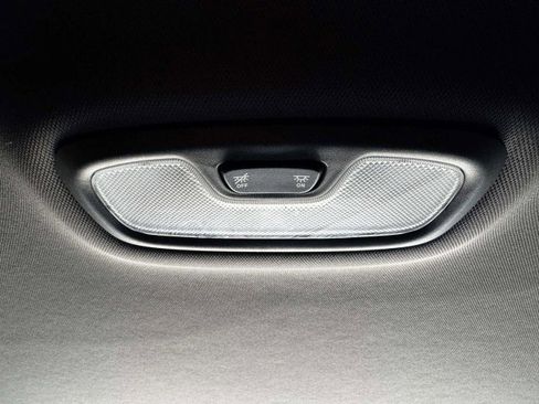 Used 2022 Chevrolet TrailBlazer ACTIV image 35