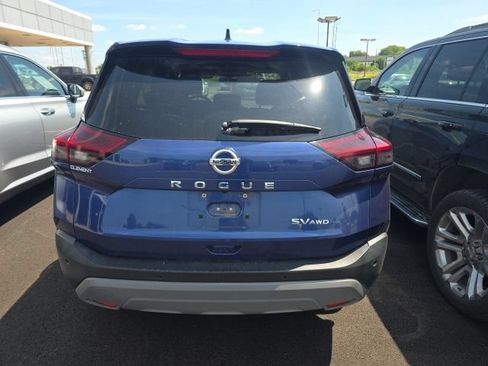 Used 2021 Nissan Rogue SV AWD/4WD image 3