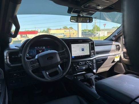 New 2025 Ford F150 Lariat w/ Equipment Group 502A High image 24