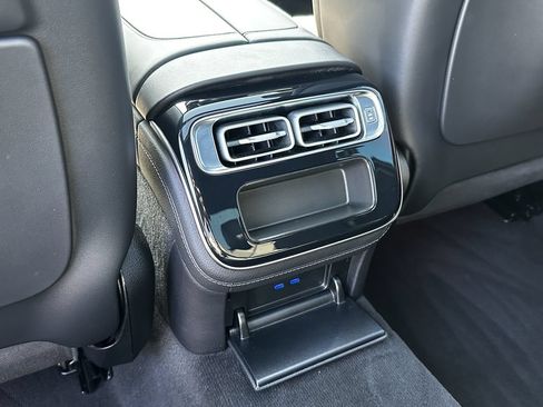 Certified 2024 Mercedes-Benz S 580 4MATIC Sedan image 26