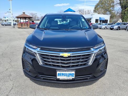 Used 2023 Chevrolet Equinox LS w/ Driver Confidence II Package image 9