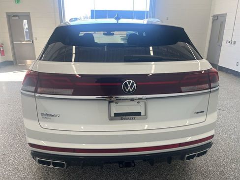 New 2026 Volkswagen Atlas Cross Sport SEL Premium R-Line image 4