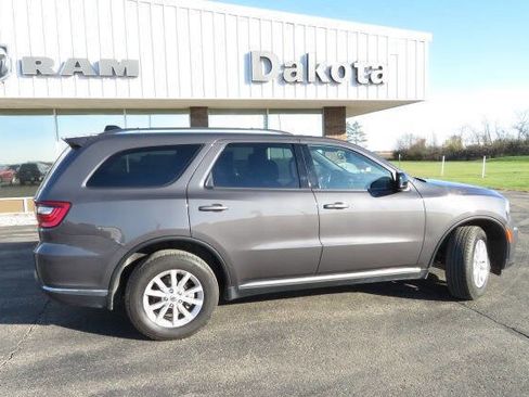 Used 2024 Dodge Durango SXT image 2