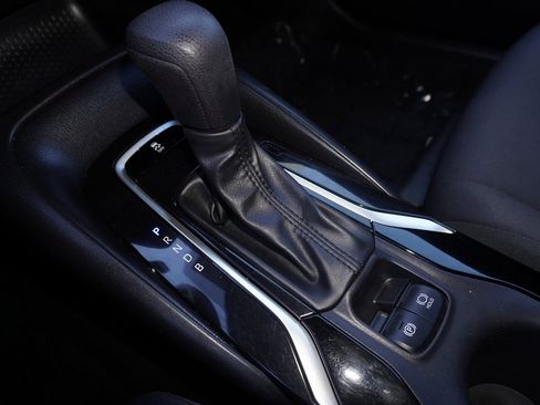 Certified 2022 Toyota Corolla LE image 17