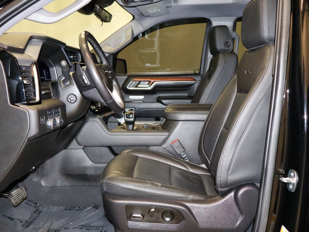 Used 2023 GMC Sierra 1500 Denali w/ Denali Reserve Package AWD/4WD image 16