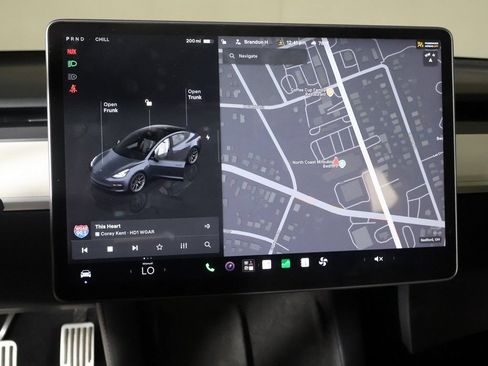 Used 2022 Tesla Model 3 Long Range AWD/4WD image 40
