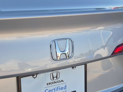 Used 2023 Honda Civic LX image 25