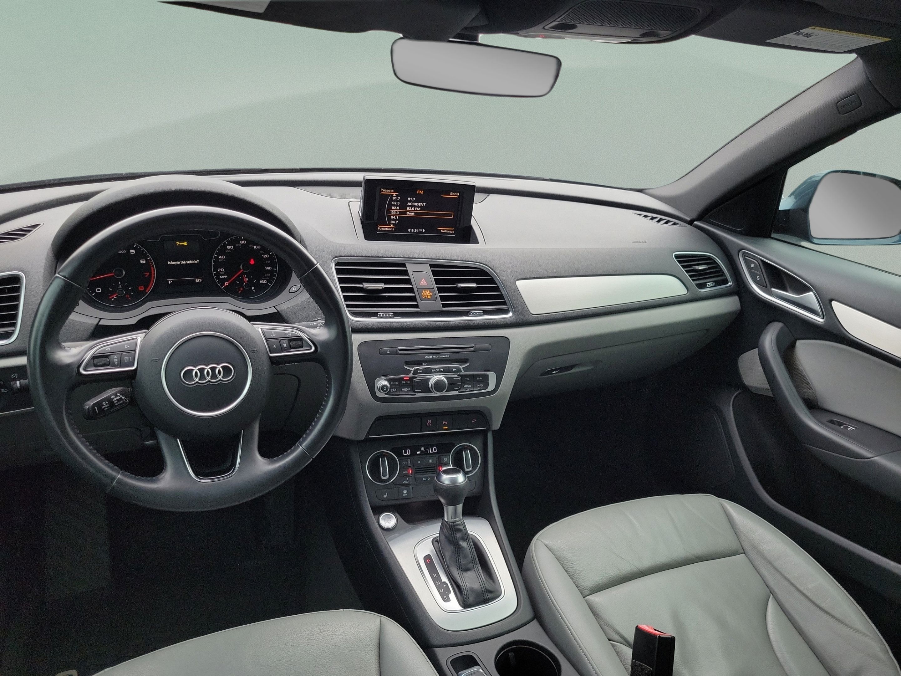 Used 2018 Audi Q3 2.0T Premium FWD image 21