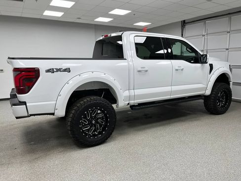 Used 2025 Ford F150 Lariat AWD/4WD image 11
