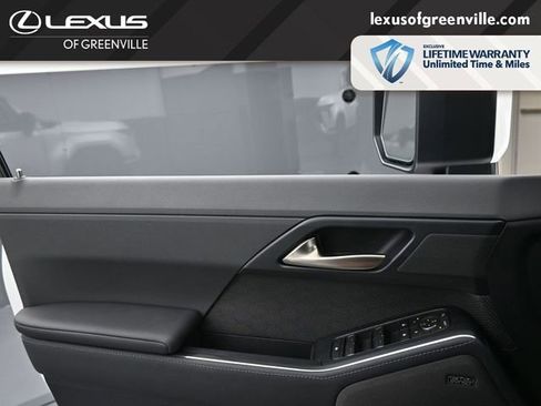 Used 2024 Lexus GX 550 w/ Accessory Package (Z1) AWD/4WD image 23