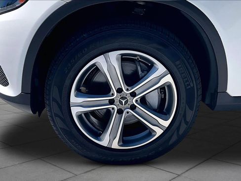 Used 2019 Mercedes-Benz GLC 300 4MATIC image 11