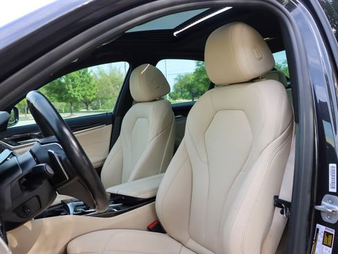 Used 2019 BMW 530e w/ Convenience Package RWD image 15