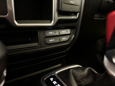 Used 2022 Jeep Wrangler Unlimited Sport image 23