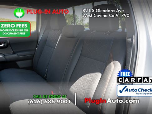 Used 2020 Toyota Tacoma TRD Off-Road w/ Advanced Technology Package AWD/4WD image 14