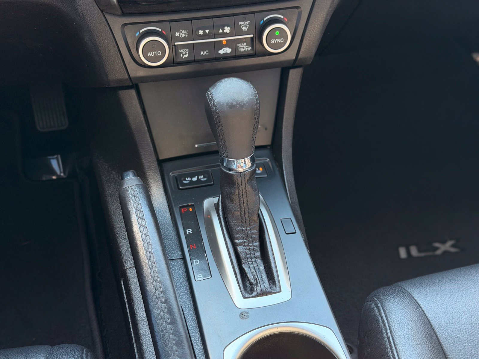 Used 2016 Acura ILX FWD image 28