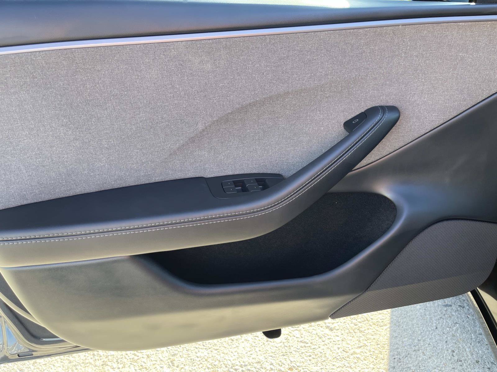 Used 2025 Tesla Model 3 Long Range RWD image 16