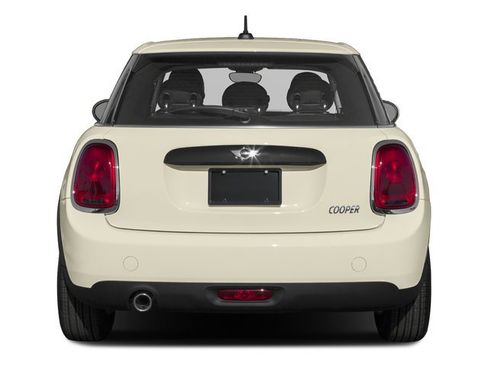 Used 2017 MINI Cooper 4-Door Hardtop FWD image 5