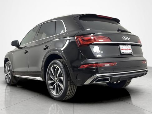 Used 2023 Audi Q5 2.0T Premium Plus w/ Premium Plus Package AWD/4WD image 3