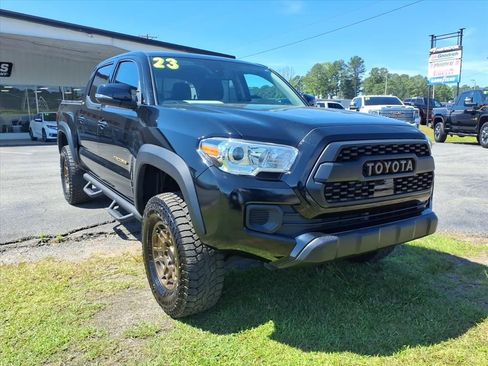 Used 2023 Toyota Tacoma 4x4 Double Cab w/ Trail Edition image 1