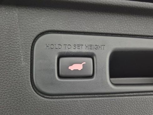 Used 2023 Honda Pilot EX-L image 9