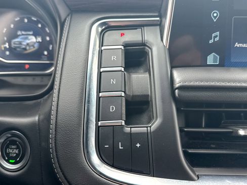 Certified 2022 Chevrolet Suburban LT w/ Luxury Package image 32