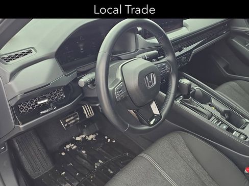 Used 2025 Honda Accord Sport image 7
