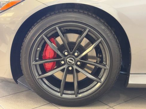 Certified 2024 Nissan Z Performance w/ Floor Mat Package image 6