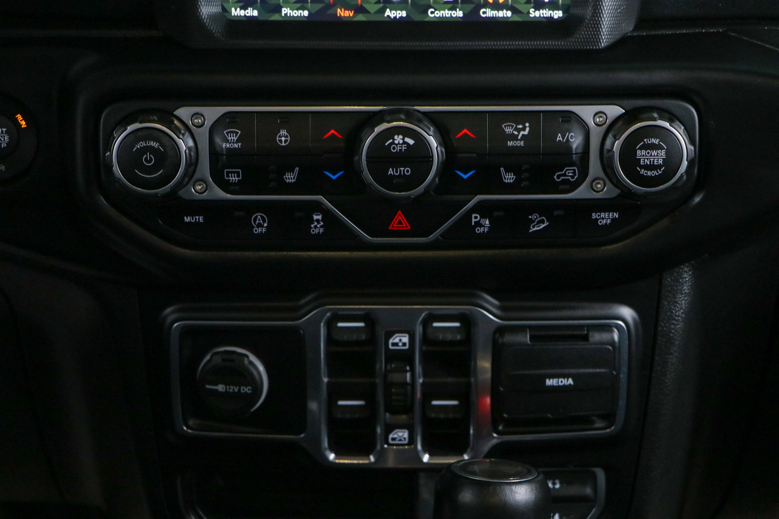 Used 2021 Jeep Wrangler Unlimited Sahara AWD/4WD image 22