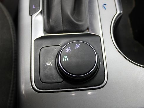 Used 2022 Chevrolet Blazer LT image 31