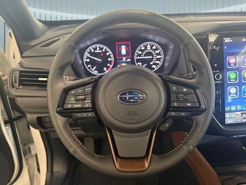 Used 2025 Subaru Forester Touring w/ Popular Package - Touring AWD/4WD image 10