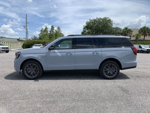 New 2025 Ford Expedition Max Platinum w/ Stealth Performance Package image 7