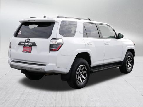 Certified 2024 Toyota 4Runner TRD Off-Road AWD/4WD image 7