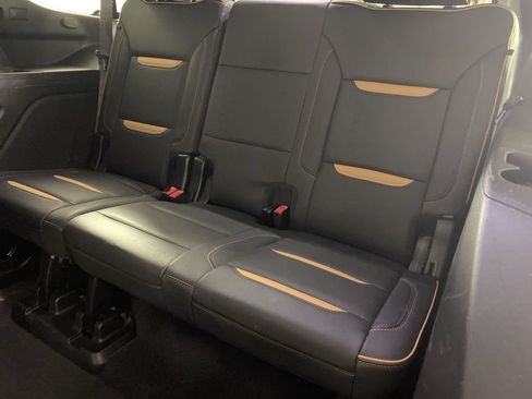 Used 2024 GMC Yukon AT4 AWD/4WD image 31
