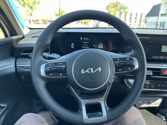New 2026 Kia K5 LXS FWD image 41