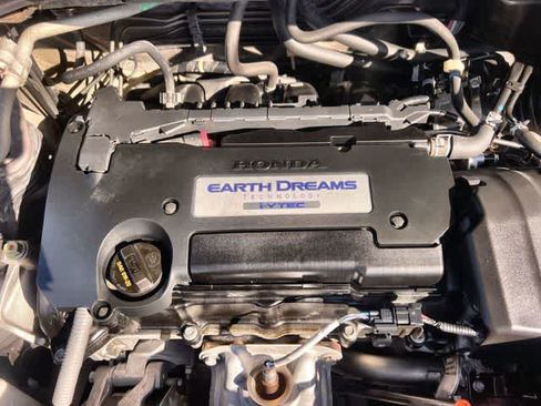 Used 2015 Honda CR-V LX image 10