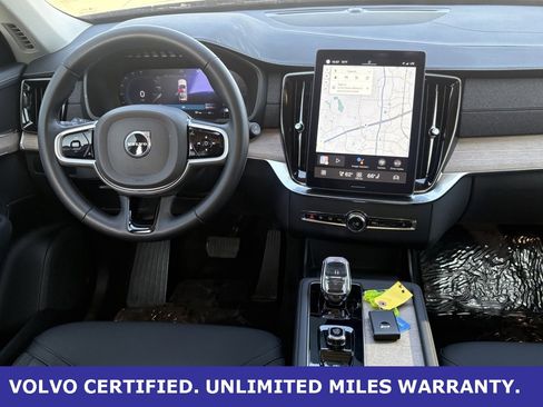 Certified 2025 Volvo XC90 B6 Plus image 14