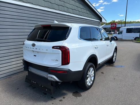 Used 2020 Kia Telluride LX FWD image 15