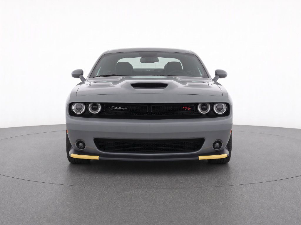 Used 2023 Dodge Challenger R/T Scat Pack RWD image 5