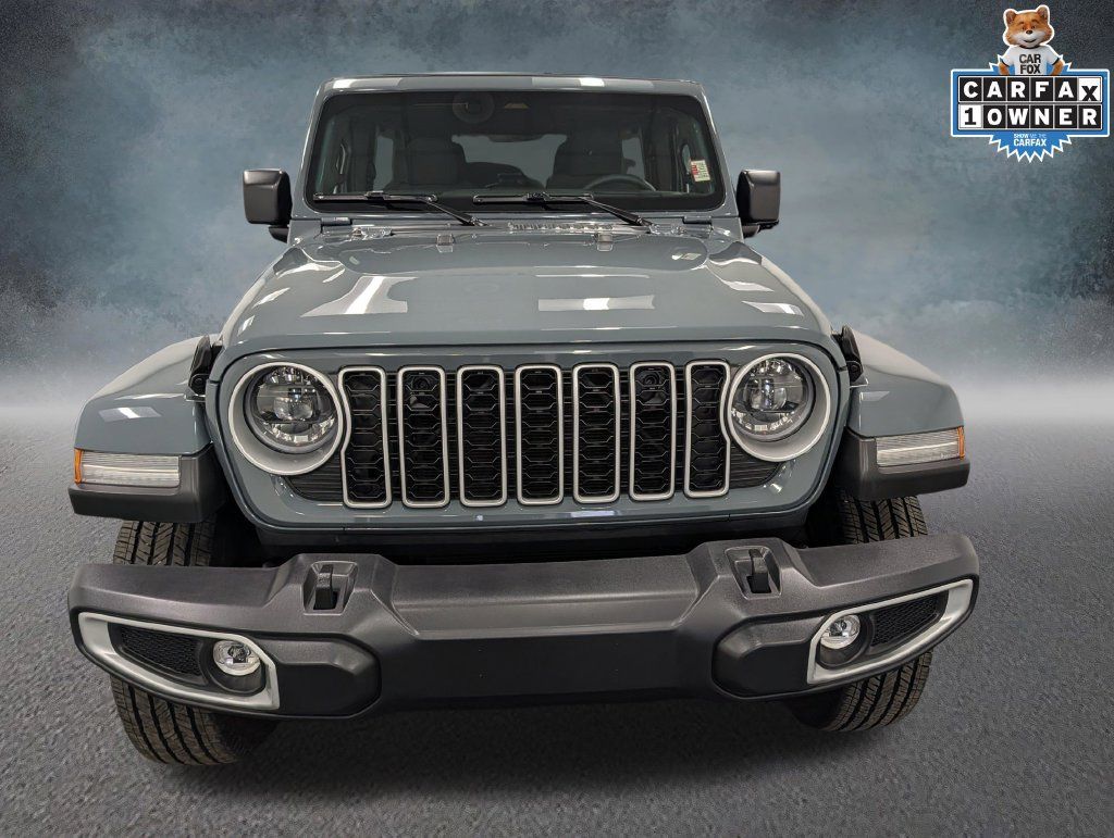 Used 2026 Jeep Wrangler Unlimited Sahara AWD/4WD image 3