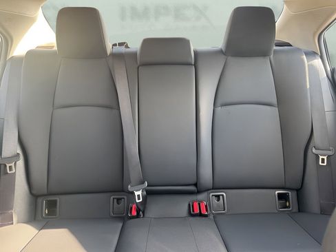 Used 2022 Toyota Corolla LE image 10